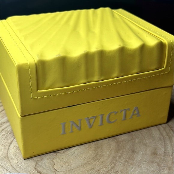 Invicta Lupah Ladies Women’s Pink Bling Rhinestone Watch NEW in Box 22117 - Picture 8 of 9